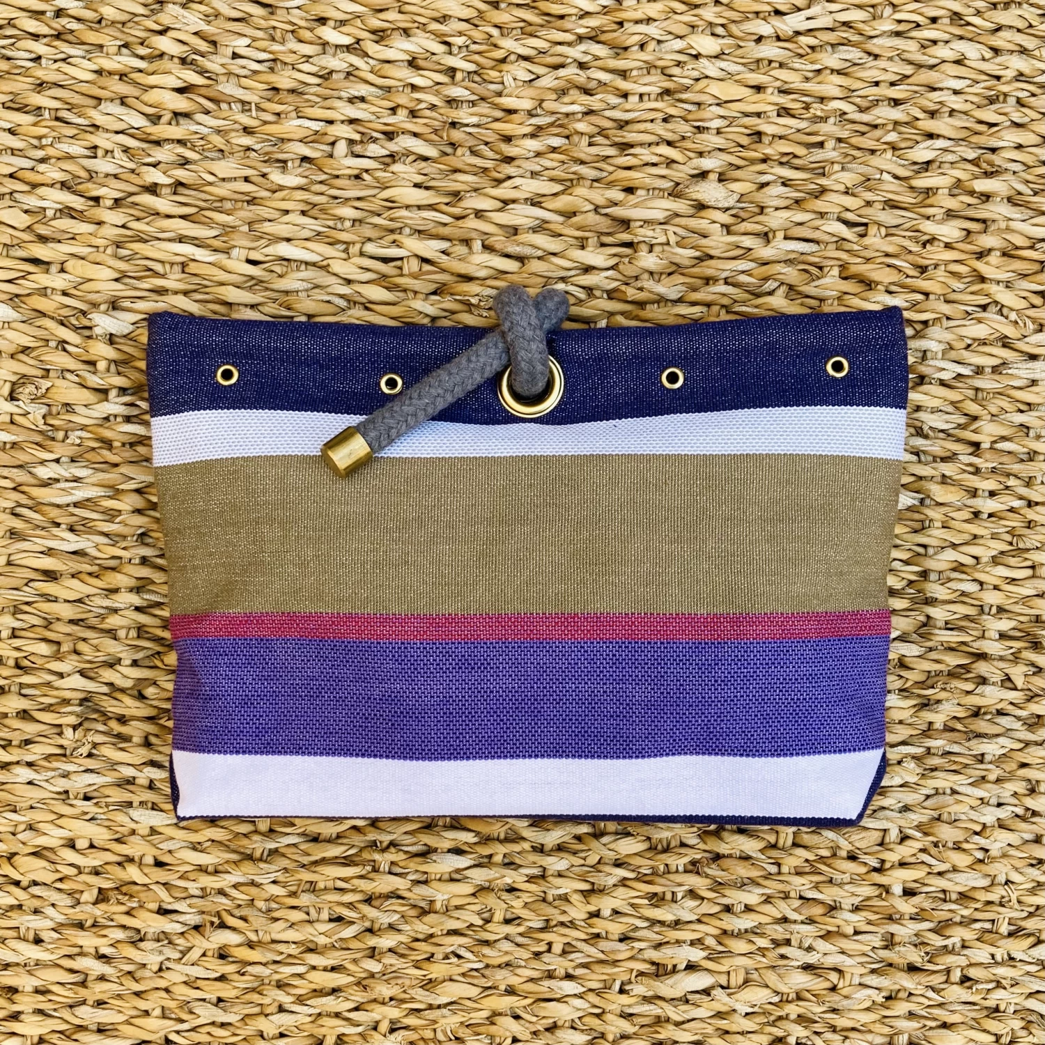 Pochette De Voyage « Marie » De La Collection Jupiter – Maison Camille 3 Pochette De Voyage « Marie » De La Collection Jupiter – Maison Camille – Image 3