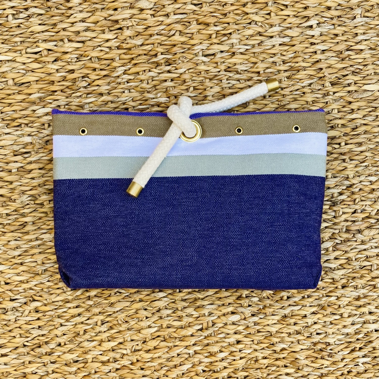 Pochette De Voyage « Marie » De La Collection Jupiter – Maison Camille 2 Pochette De Voyage « Marie » De La Collection Jupiter – Maison Camille – Image 2