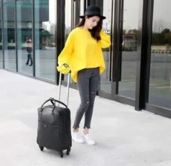 Sac De Voyage à Roulettes Pour Femme En Similicuir Noir -Bagage Soldes 37732 c4747f