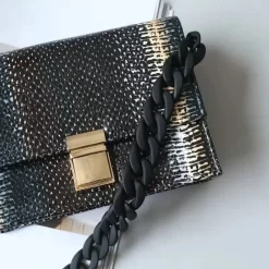 Chaine De Sac Noire Avec Maillons En Plastique -Bagage Soldes chaine sac noire maillons plastique 01