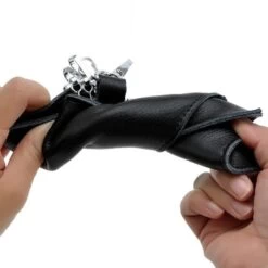 Étui Porte Clés Refermable En Cuir Souple Noir -Bagage Soldes etui porte cles refermable cuir souple noir5