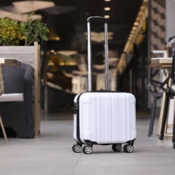 Valise à 4 Roues En Plastique Avec Poignée De Traction -Bagage Soldes valise 4 roues plastique poignee traction 02